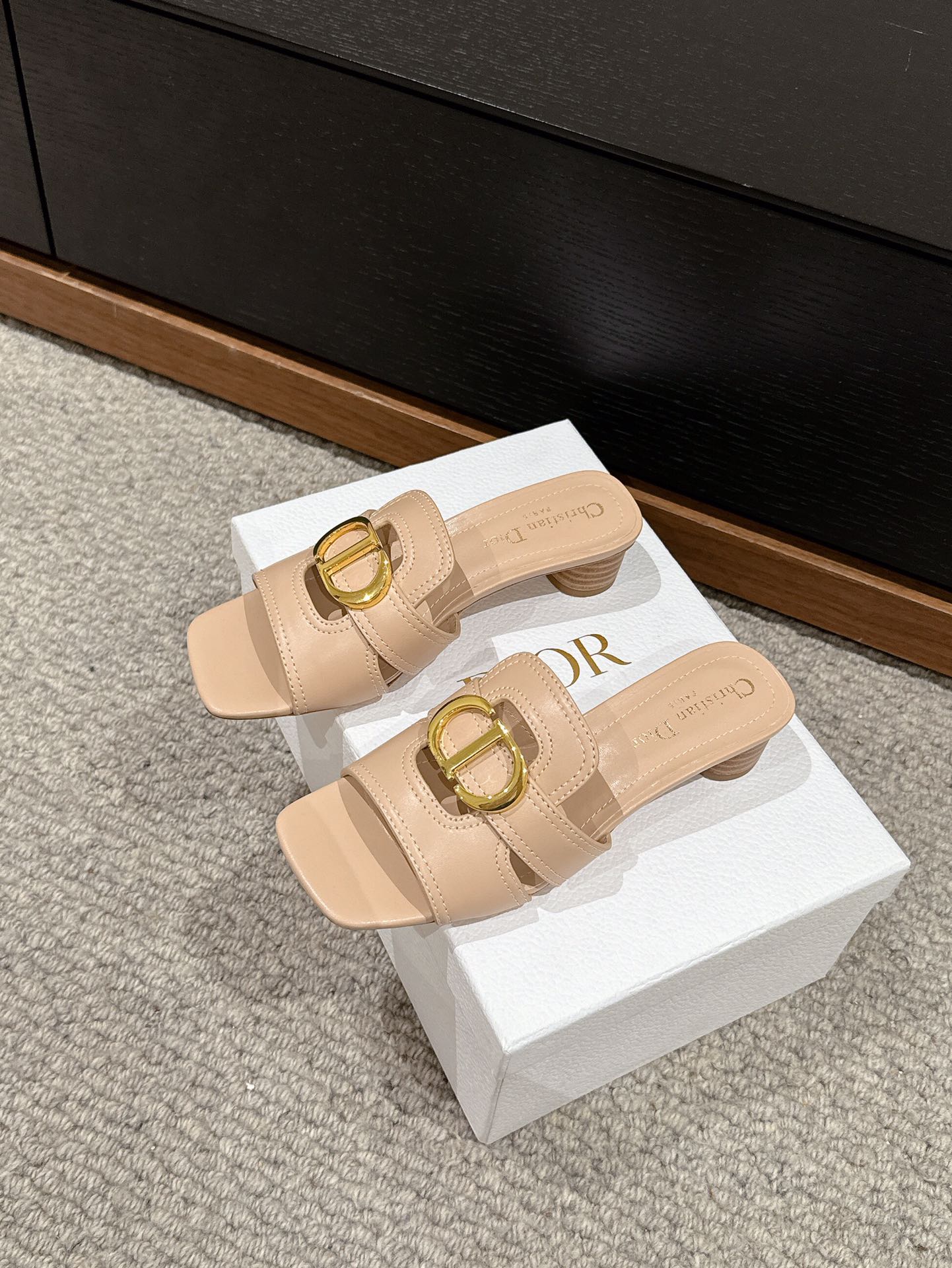 DIOR sandal mule 30 montaigne 35cm beige calfskin