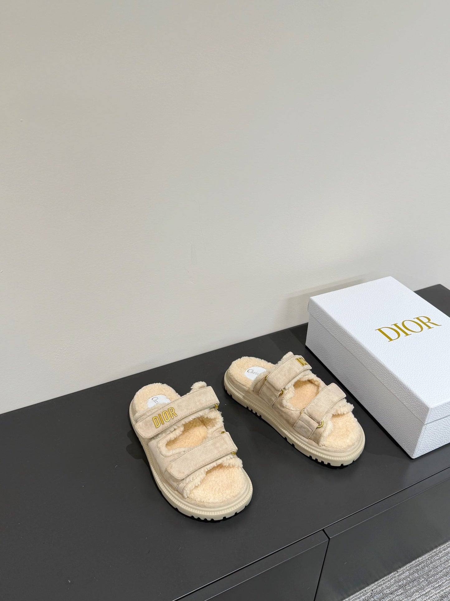 DIOR DIORact Slide In Light Grey Suede And Wool Fleece Lining 109879