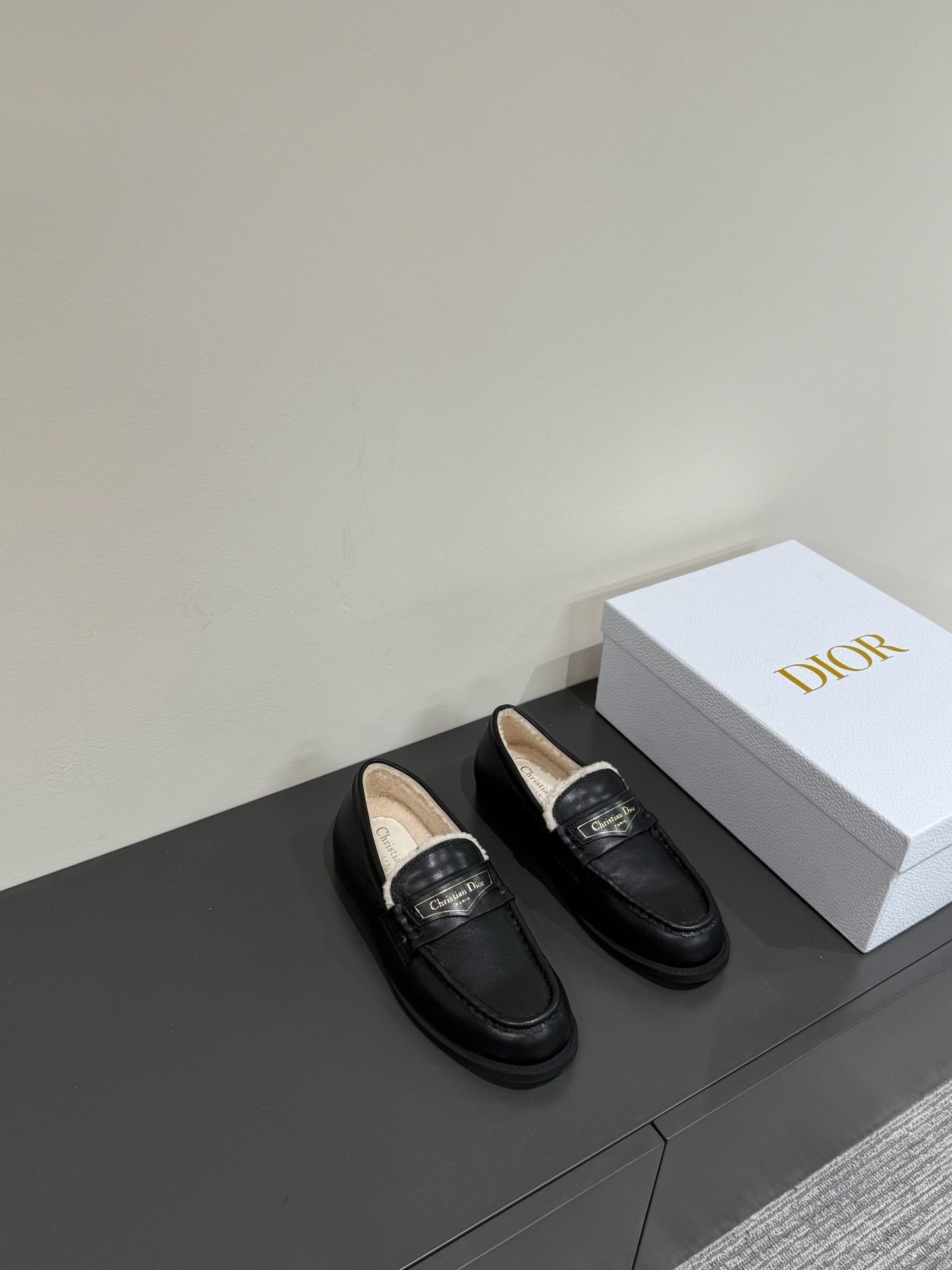DIOR Loafers In Black Lambskin And Fleece Lining 109291
