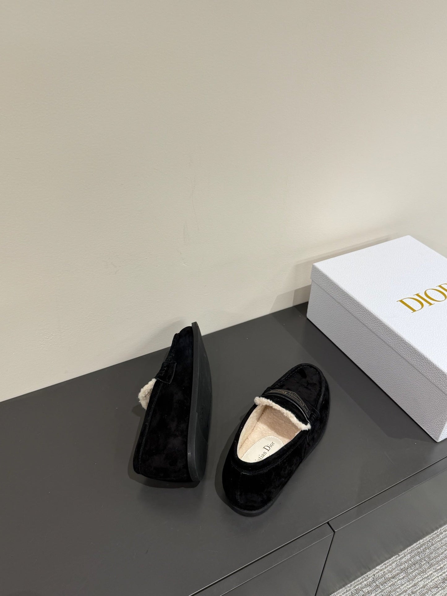 DIOR Loafers In Black Suede And Fleece Lining 109293