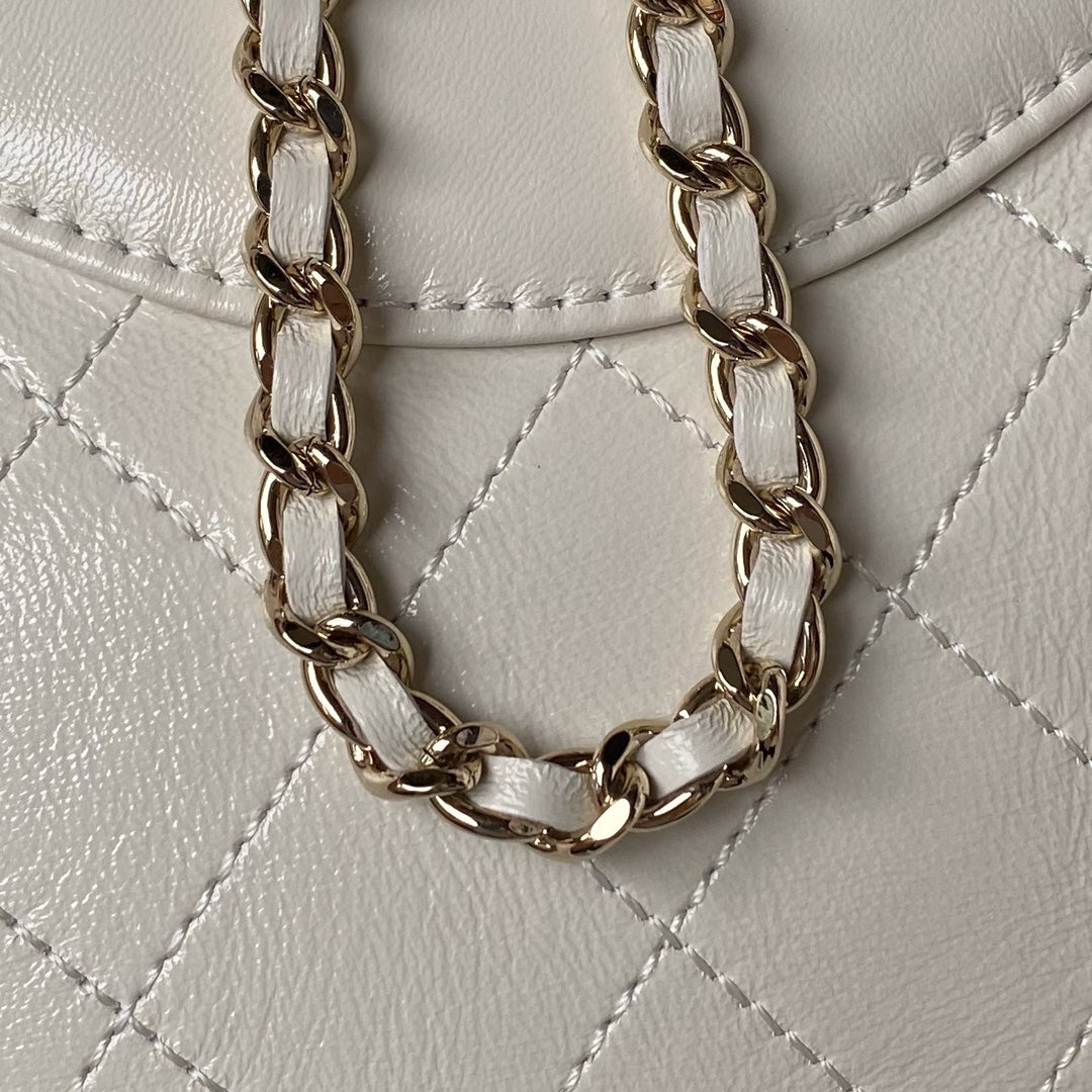 CHANEL 24s31 nano shopping bag 17.5cm cream lambskin gold hardware