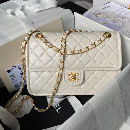 CHANEL 24s medium flap bag 25cm cream calfskin gold hardware