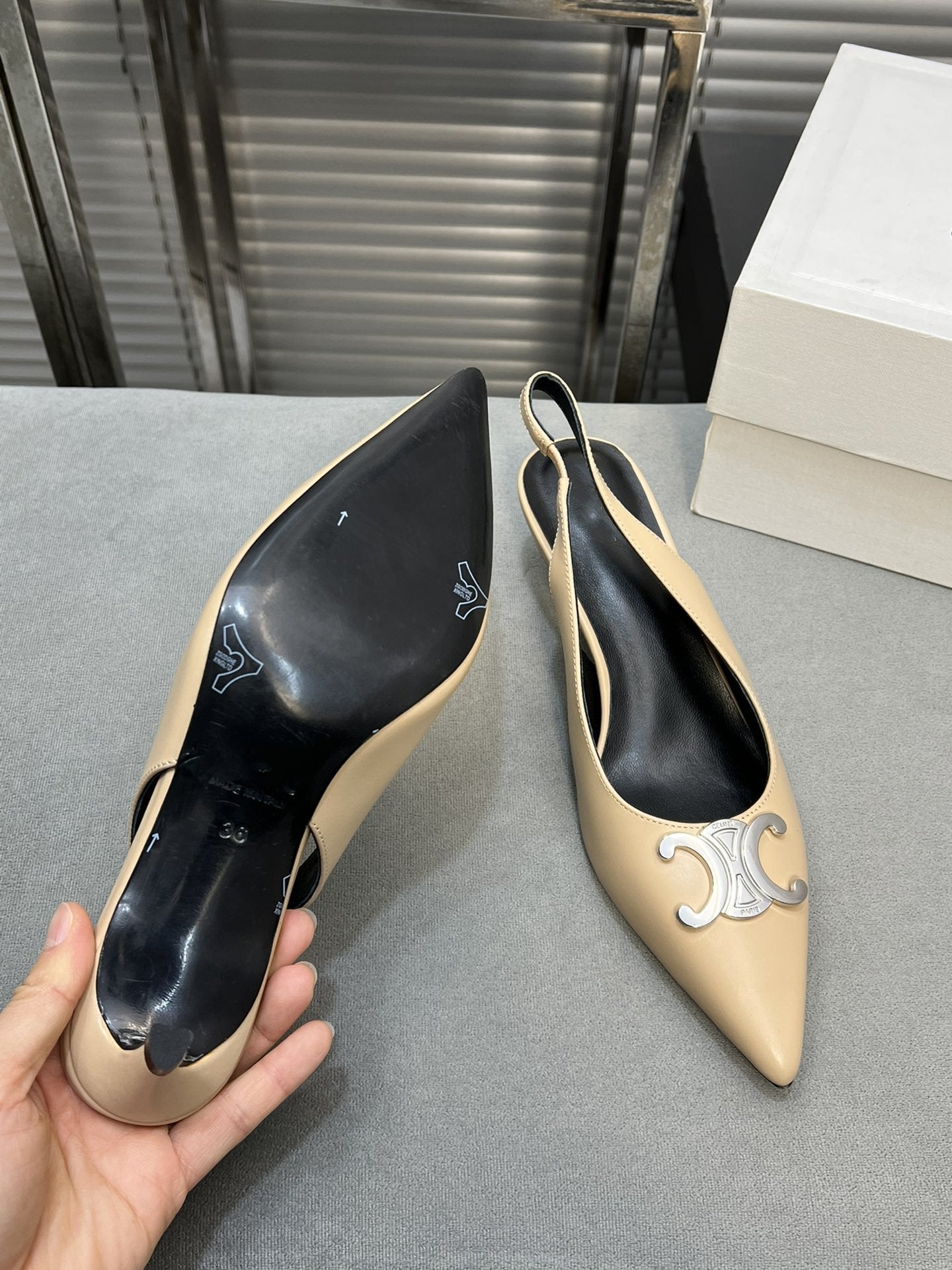Celine alma triomphe 50 slingback cream patent calfskin