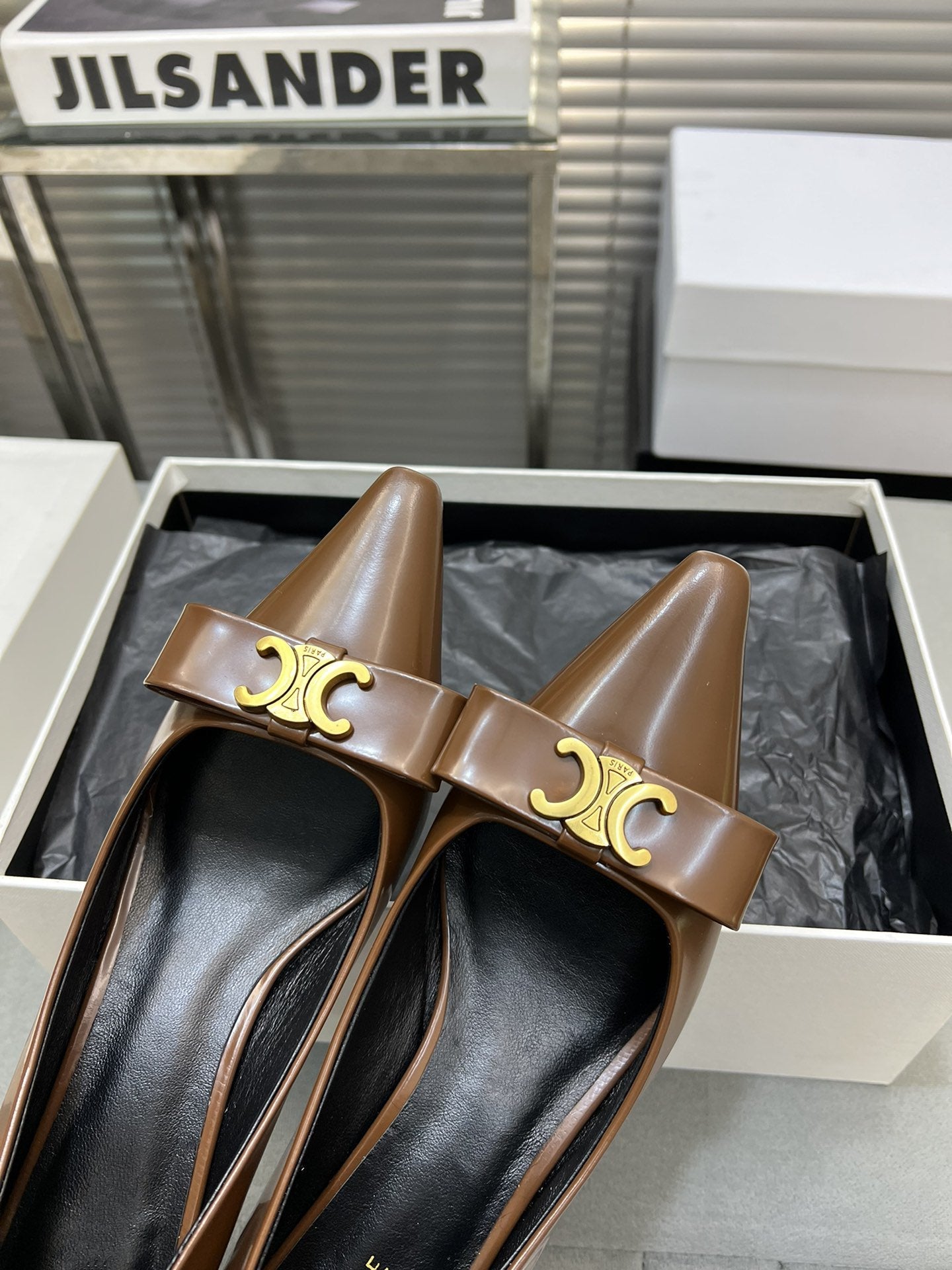 Celine cl pumps 50 dark brown calfskin