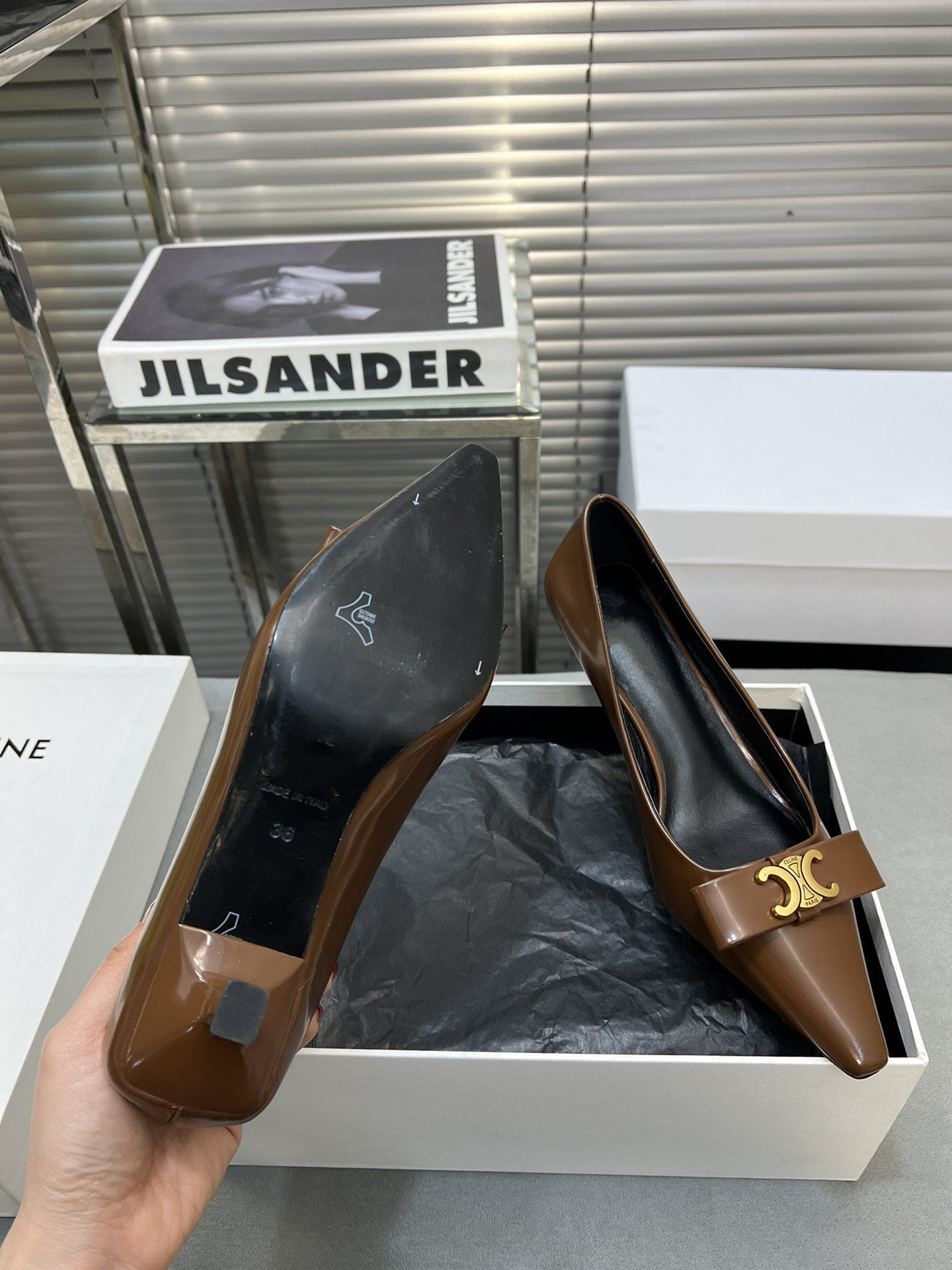 Celine cl pumps 50 dark brown calfskin