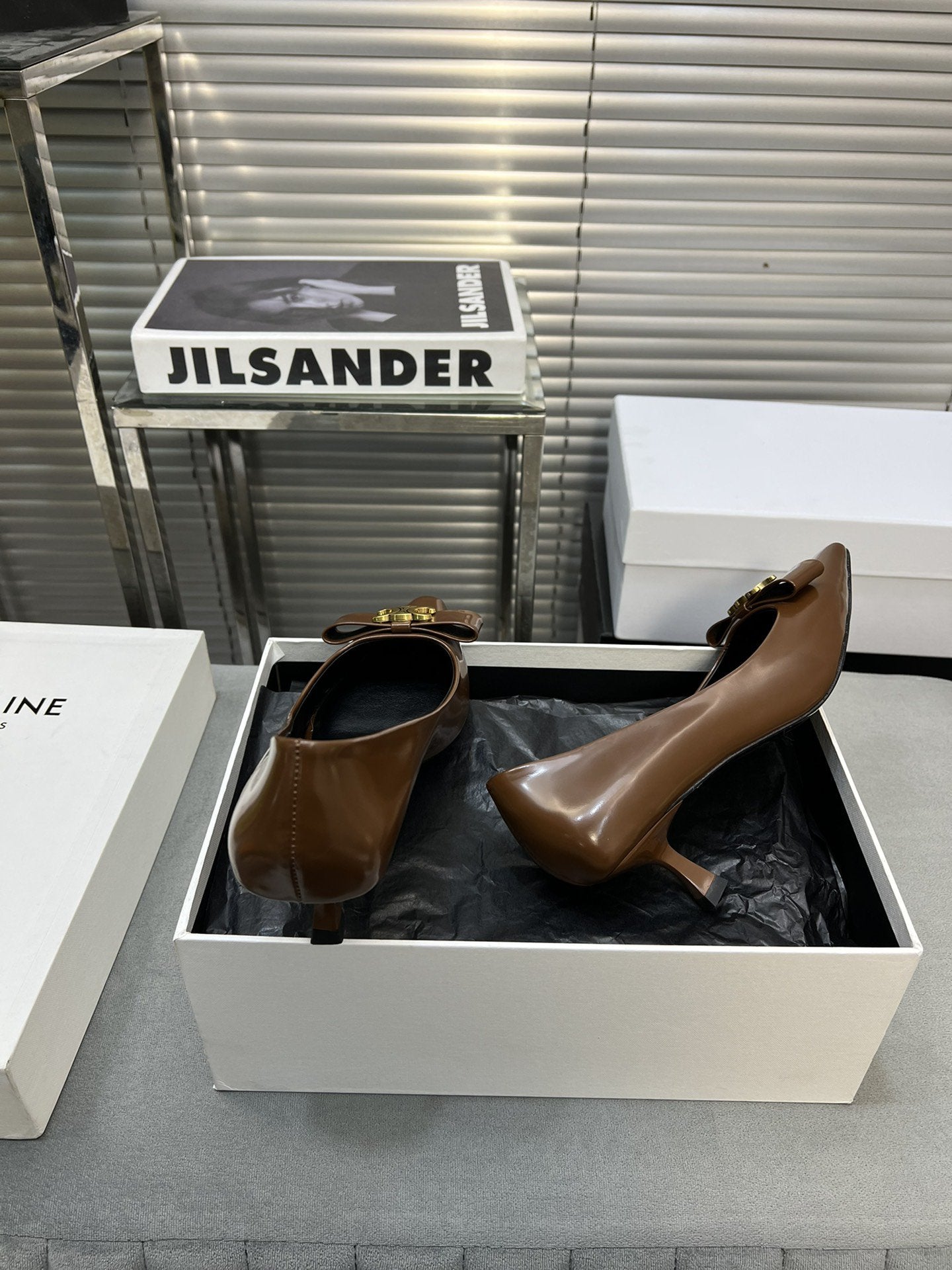 Celine cl pumps 50 dark brown calfskin