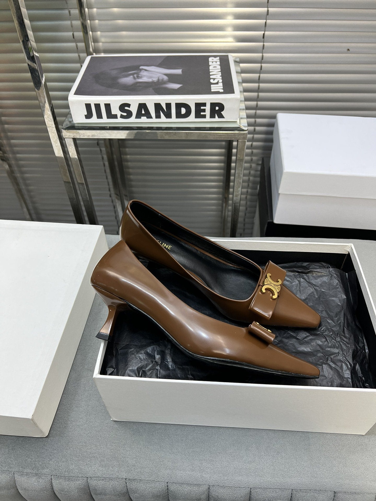 Celine cl pumps 50 dark brown calfskin