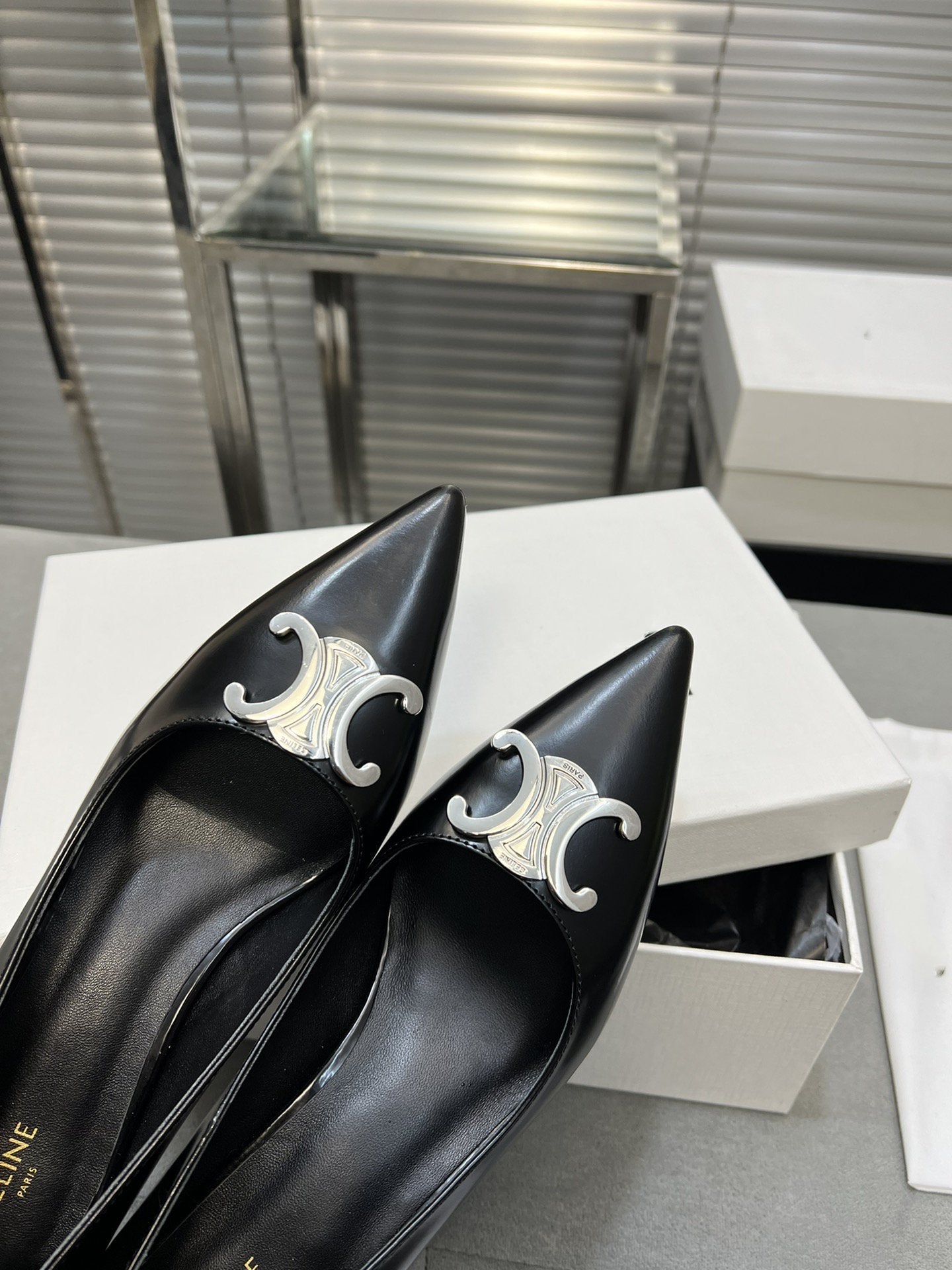 Celine cl pumps 50 black calfskin silver logo
