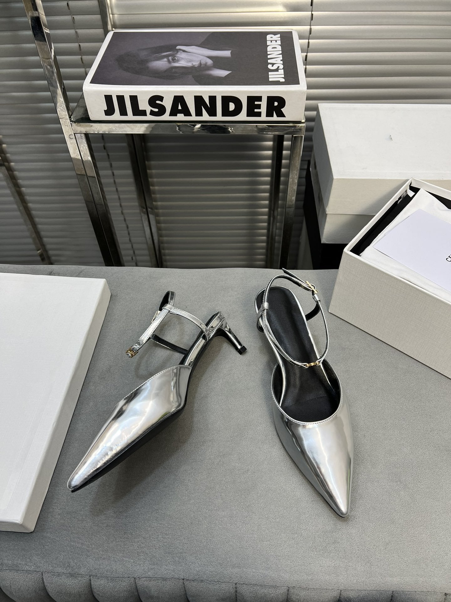 Celine cl kitten 50 silver metalic calfskin