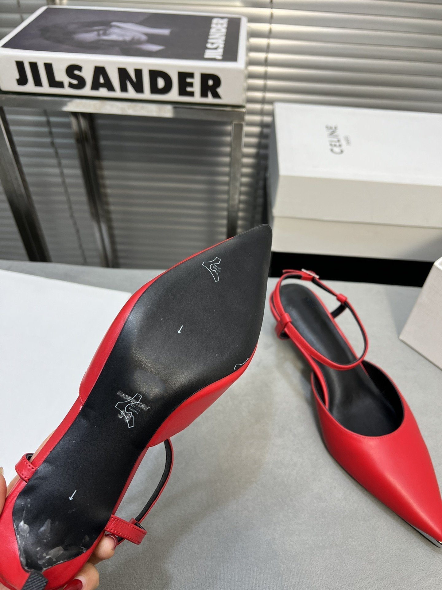 Celine cl kitten 50 with metal toe red calfskin