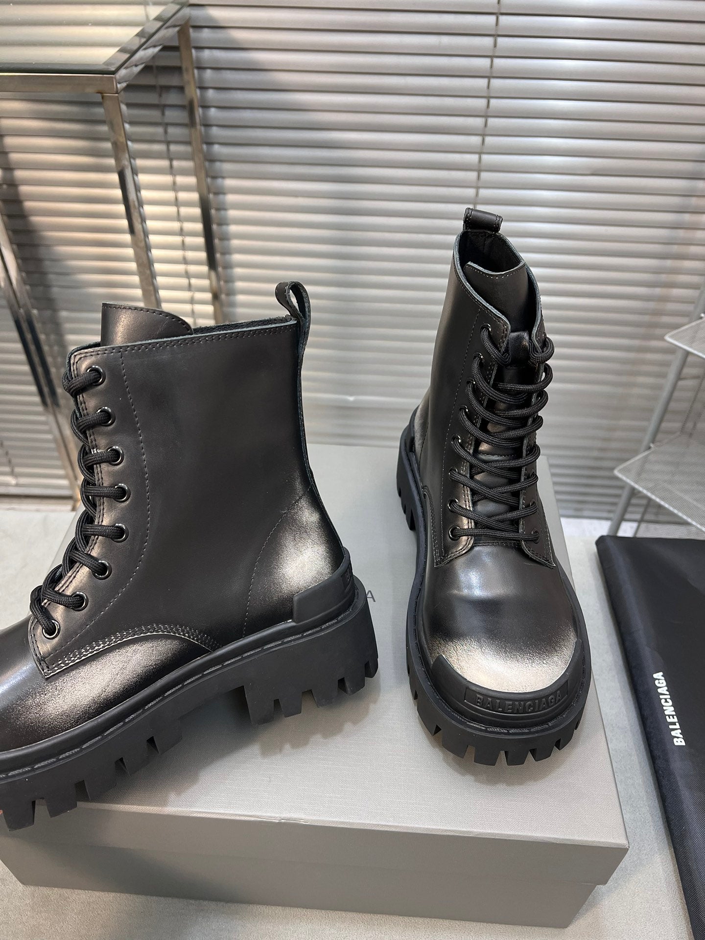 Balanciaga CHUNKY BOOTS IN BLACK MIX WHITE SMOOTH CALFSKIN