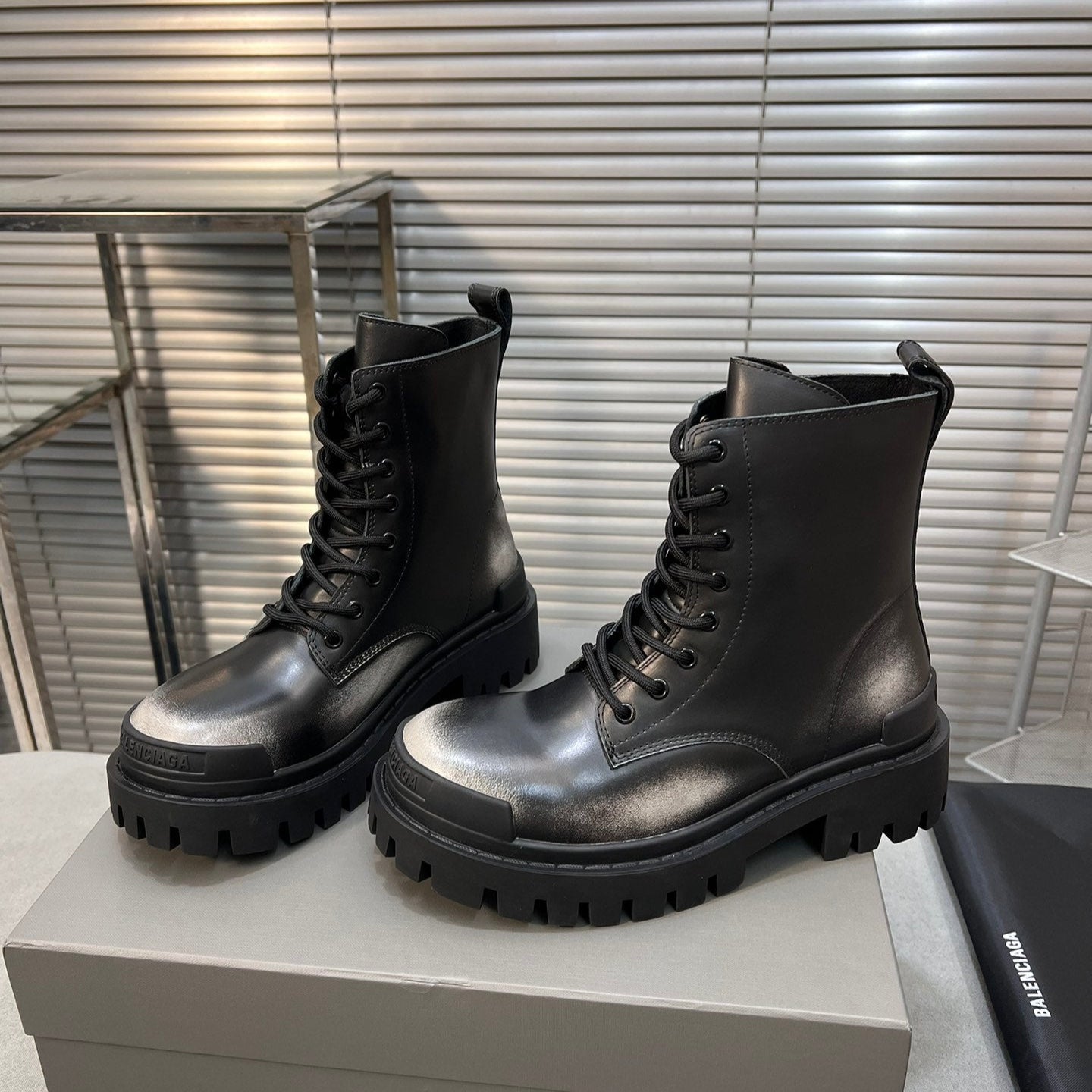 Balanciaga CHUNKY BOOTS IN BLACK MIX WHITE SMOOTH CALFSKIN
