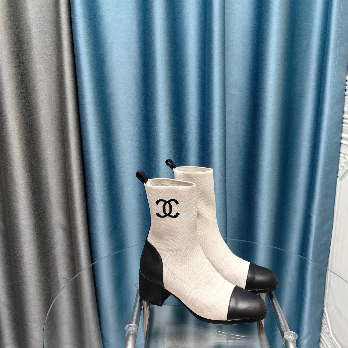 CHANEL Ankle Boots 45mm White Wool And Calfskin