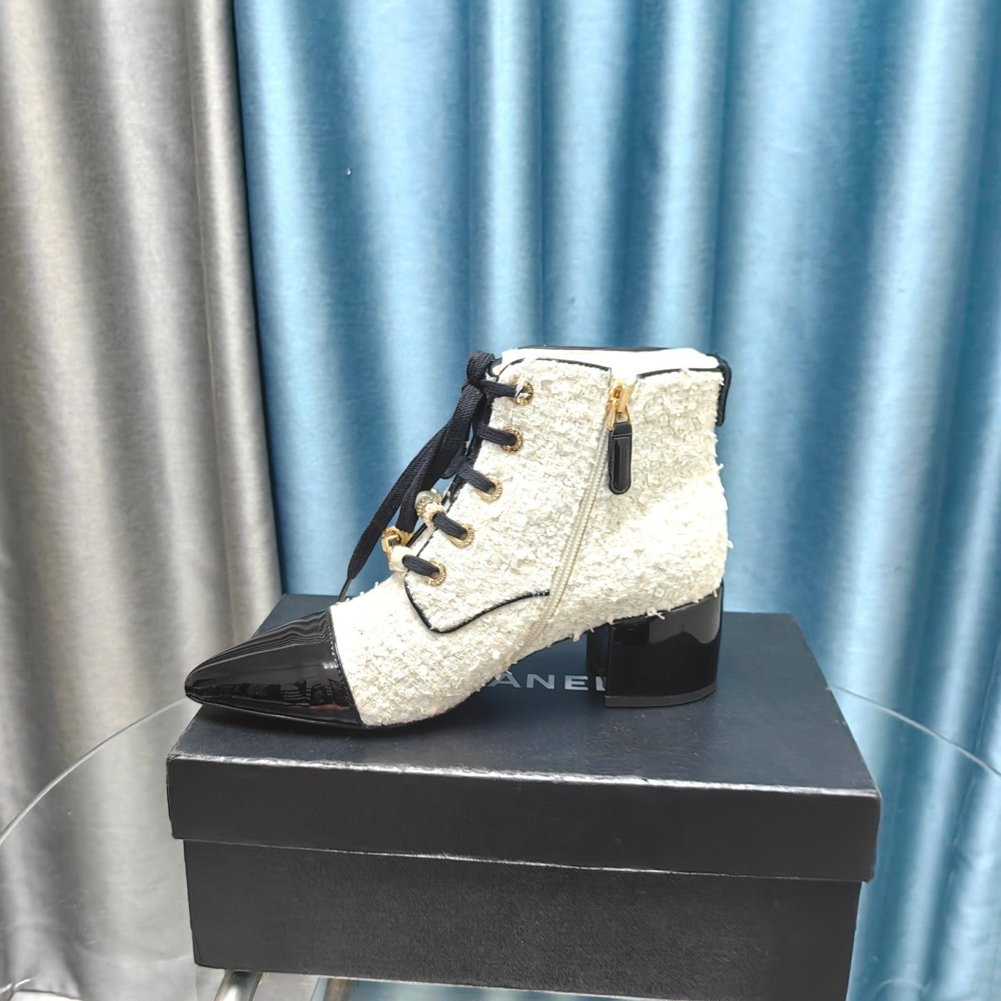CHANEL Ankle Boots White Tweed Fabric And Lambskin