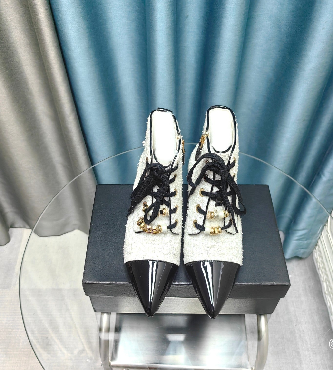 CHANEL Ankle Boots White Tweed Fabric And Lambskin