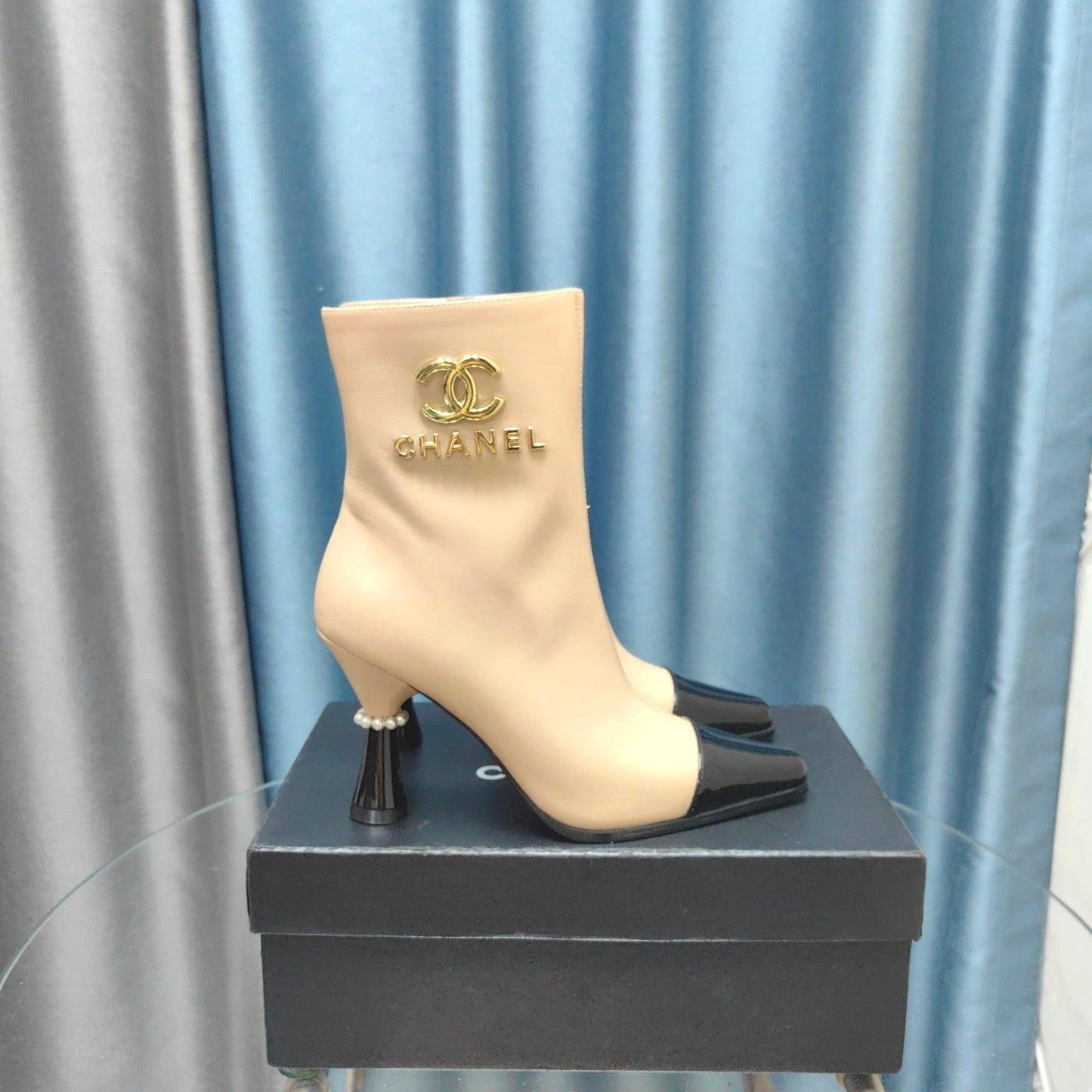 CHANEL Ankle Boots Beige Cowhide And Lambskin