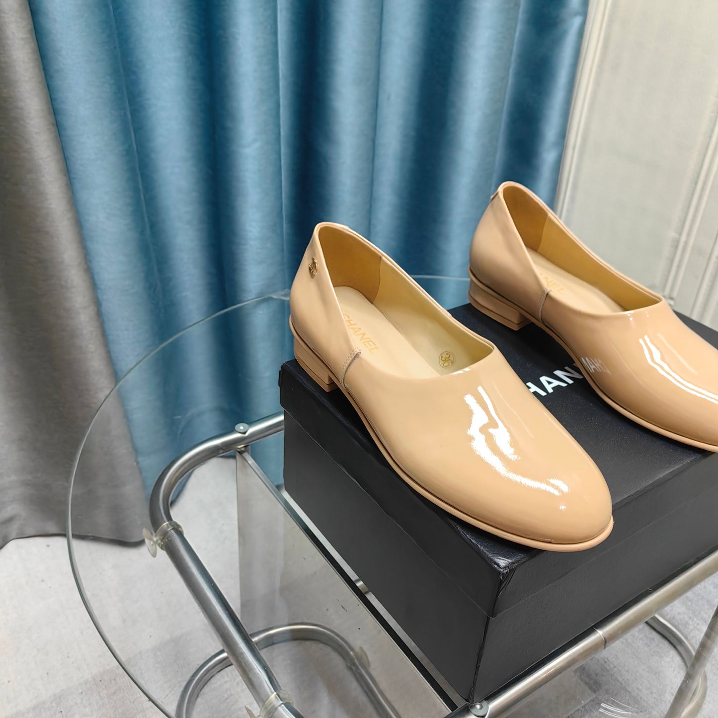 CHANEL 25C Loafer Beige Patent Calfskin