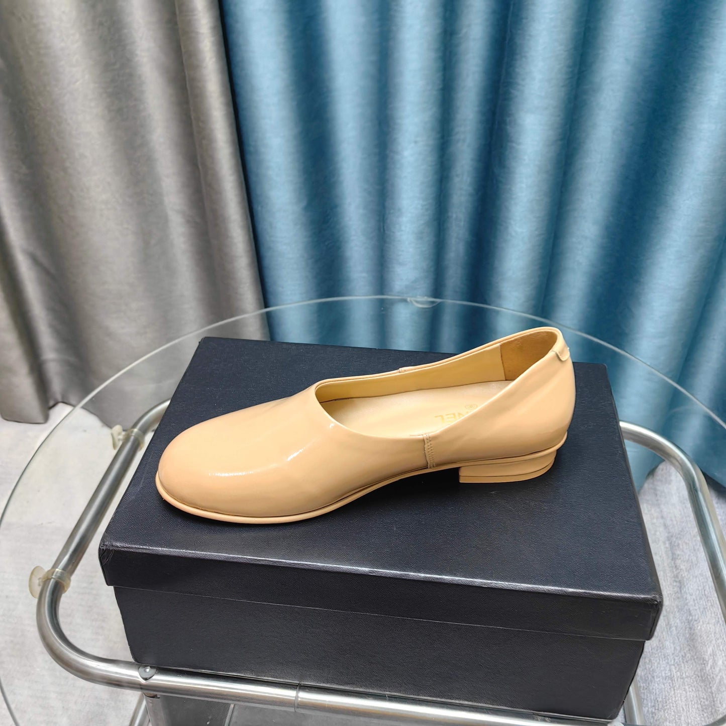 CHANEL 25C Loafer Beige Patent Calfskin