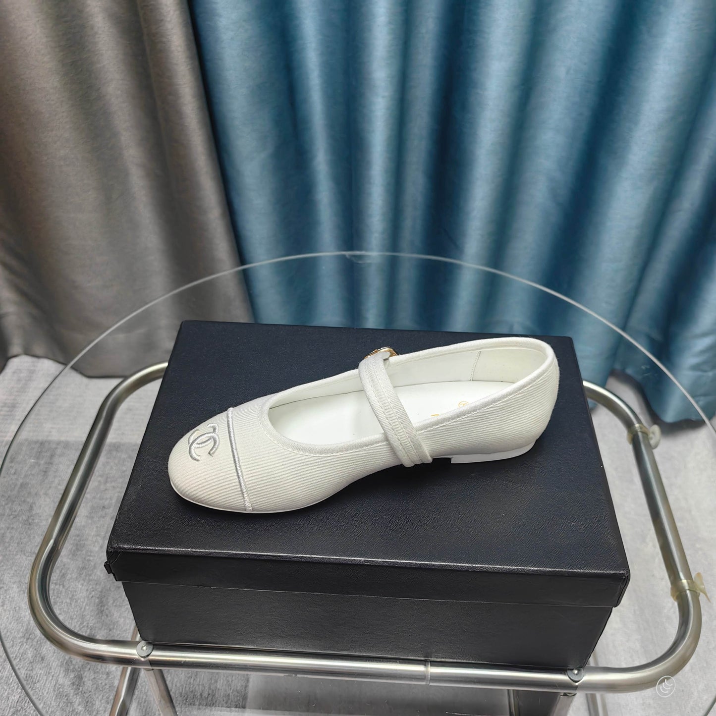 CHANEL 25C Marry Janes White Fabric