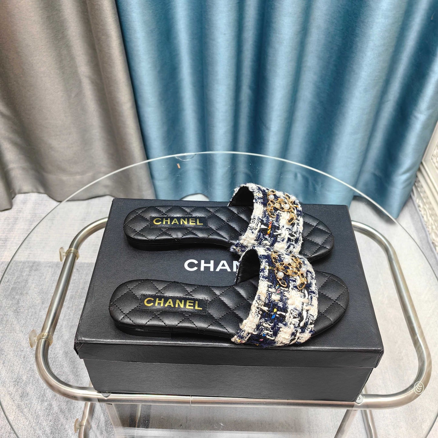 CHANEL 25 Mule Tweed Mop