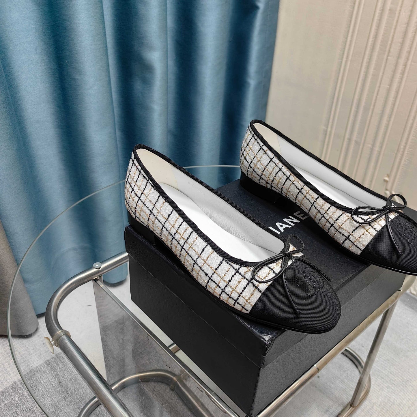 CHANEL 25P Ballet Flat White Tweed Black Grosgrain