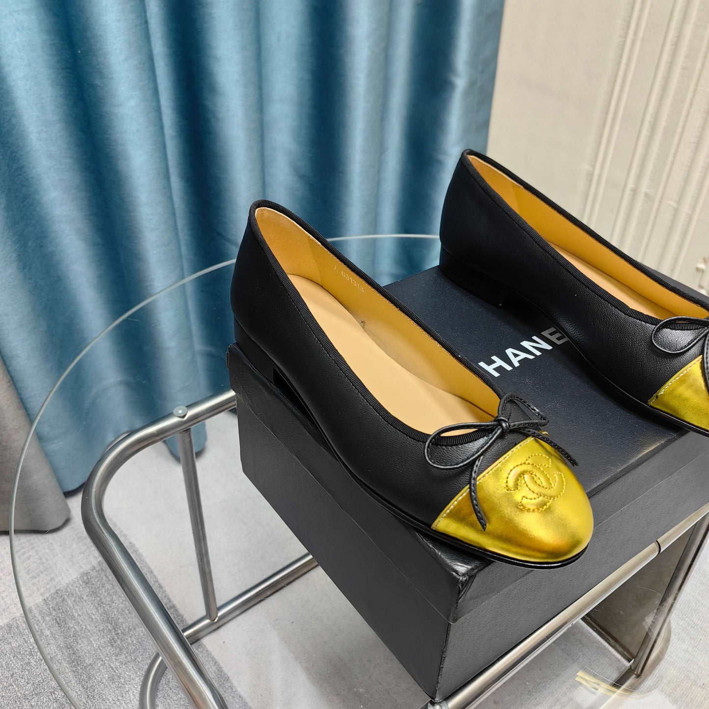 CHANEL 25P Ballet Flat Black Calfskin Yellow Patent Calfskin