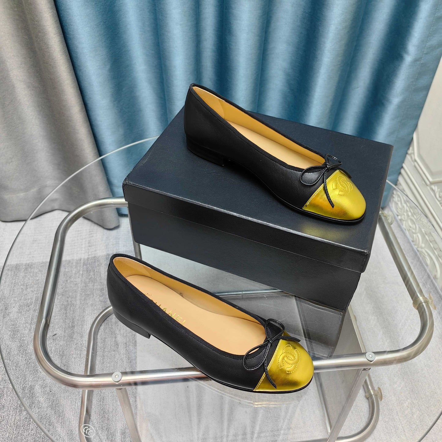 CHANEL 25P Ballet Flat Black Calfskin Yellow Patent Calfskin