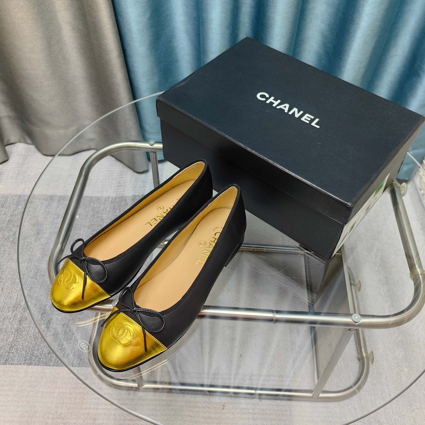 CHANEL 25P Ballet Flat Black Calfskin Yellow Patent Calfskin