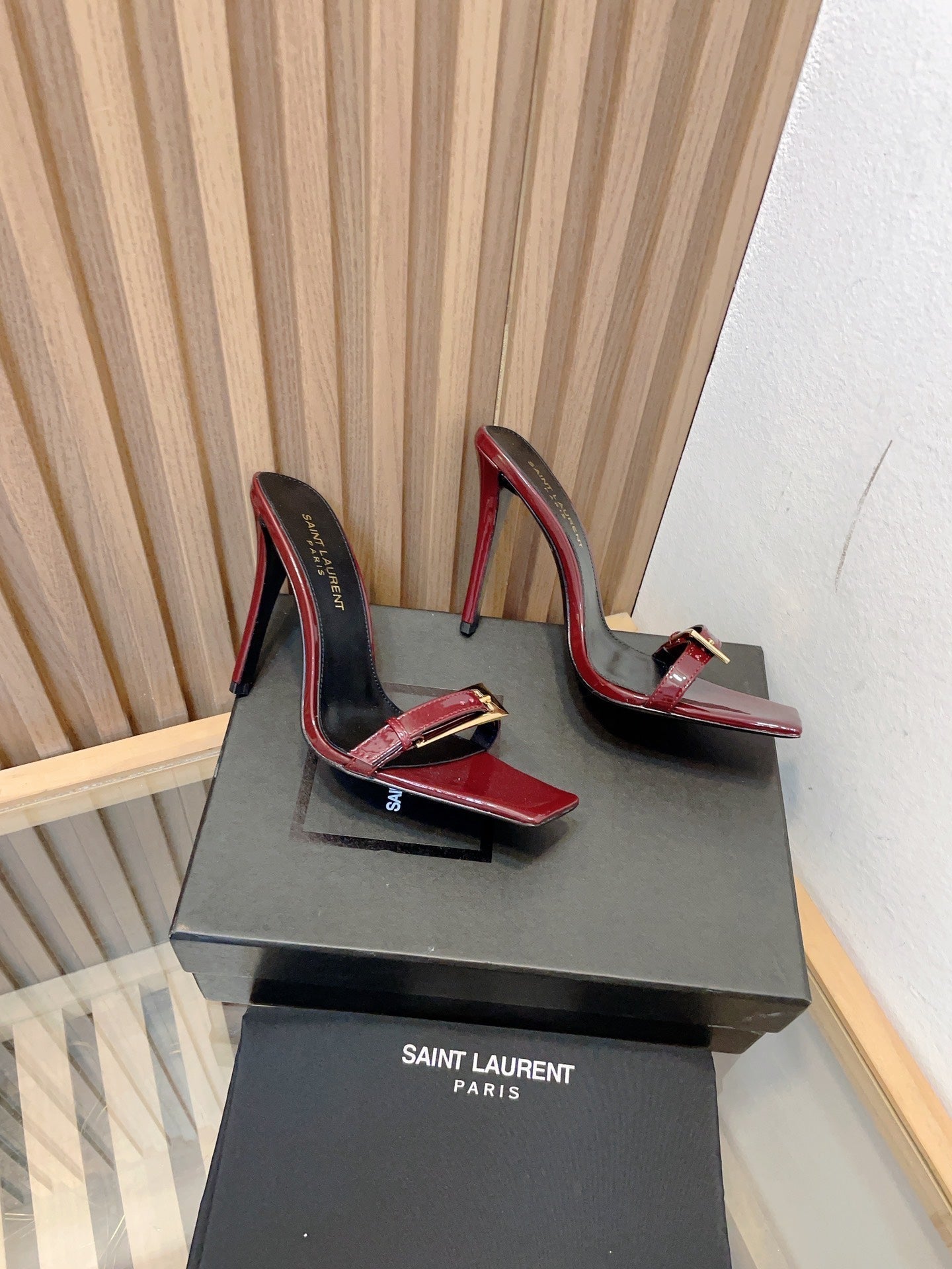 Saint Laurent SL SQUARE TOED NUIT PUMPS RED CALFSKIN