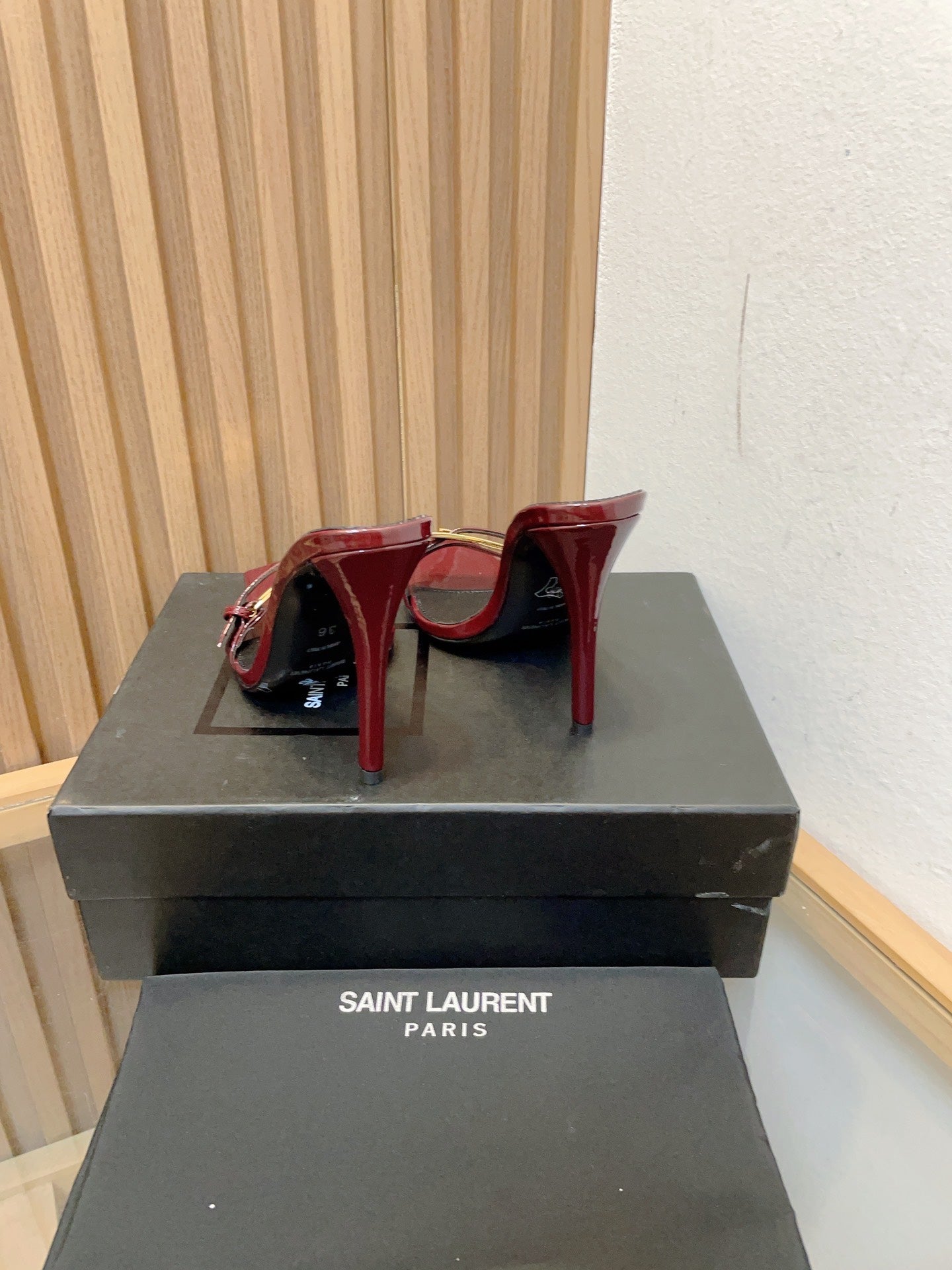 Saint Laurent SL SQUARE TOED NUIT PUMPS RED CALFSKIN