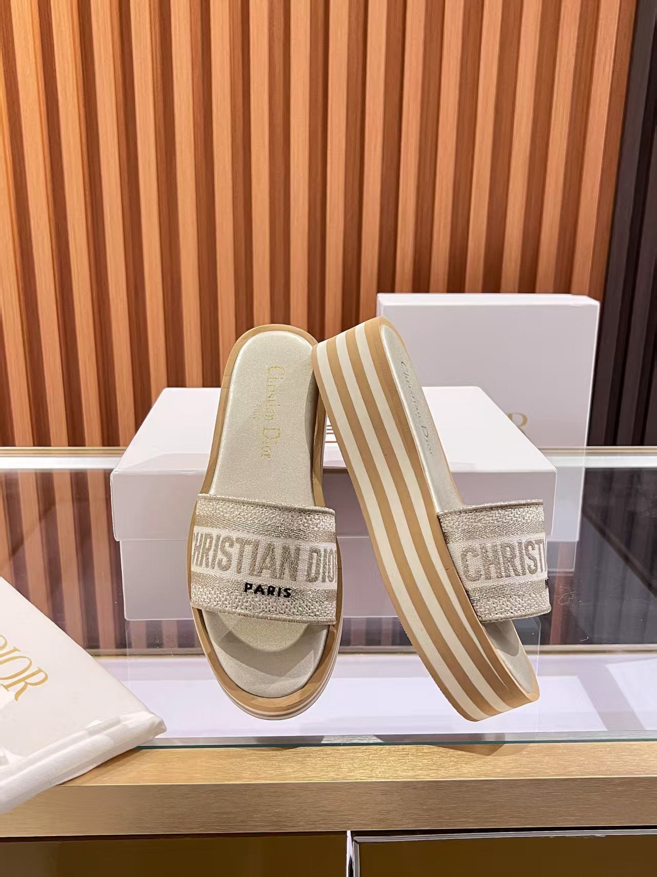 DIOR Dway Platform Slide Beige Brown Fabric with Lambskin 242442