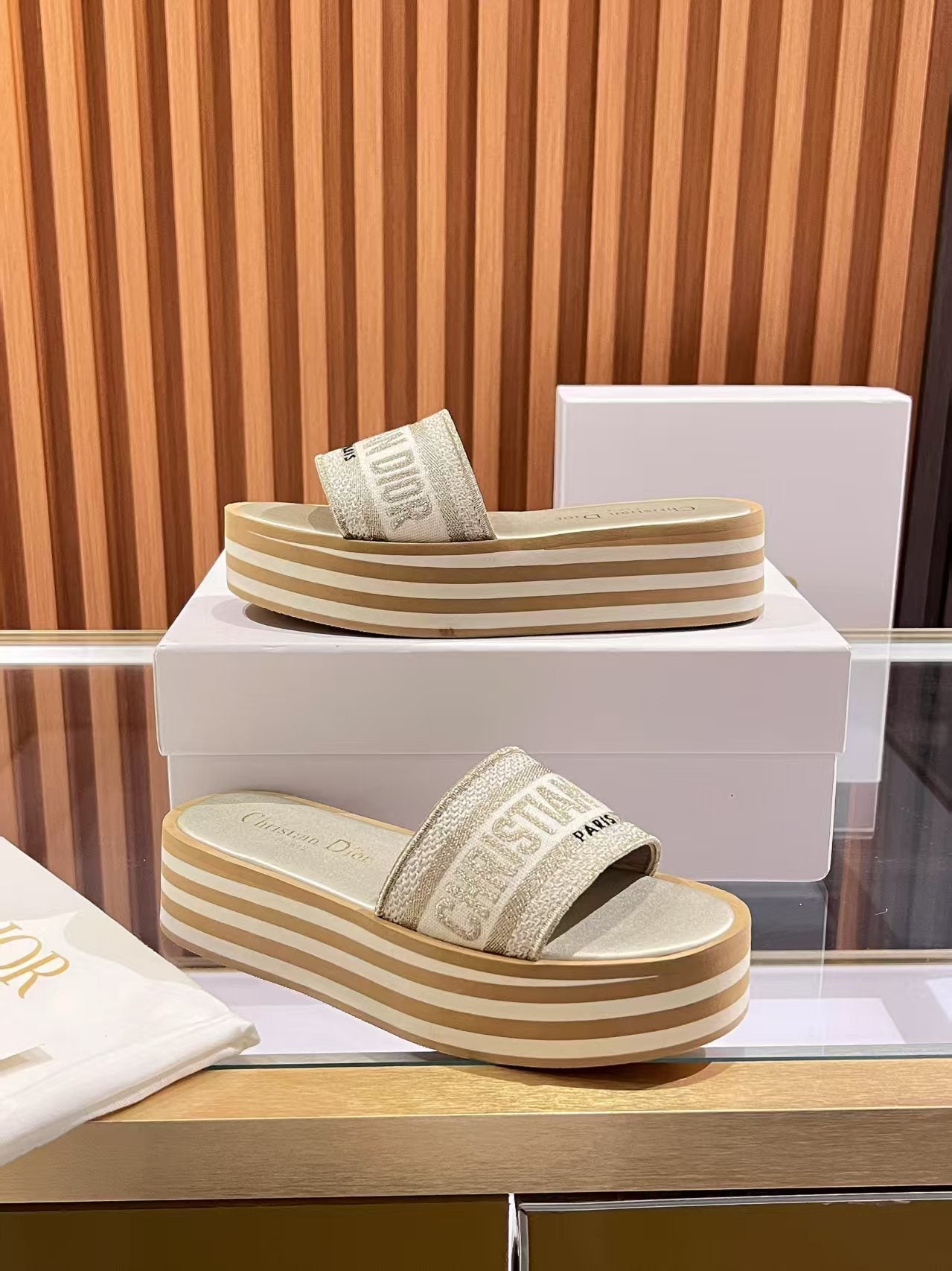 DIOR Dway Platform Slide Beige Brown Fabric with Lambskin 242442