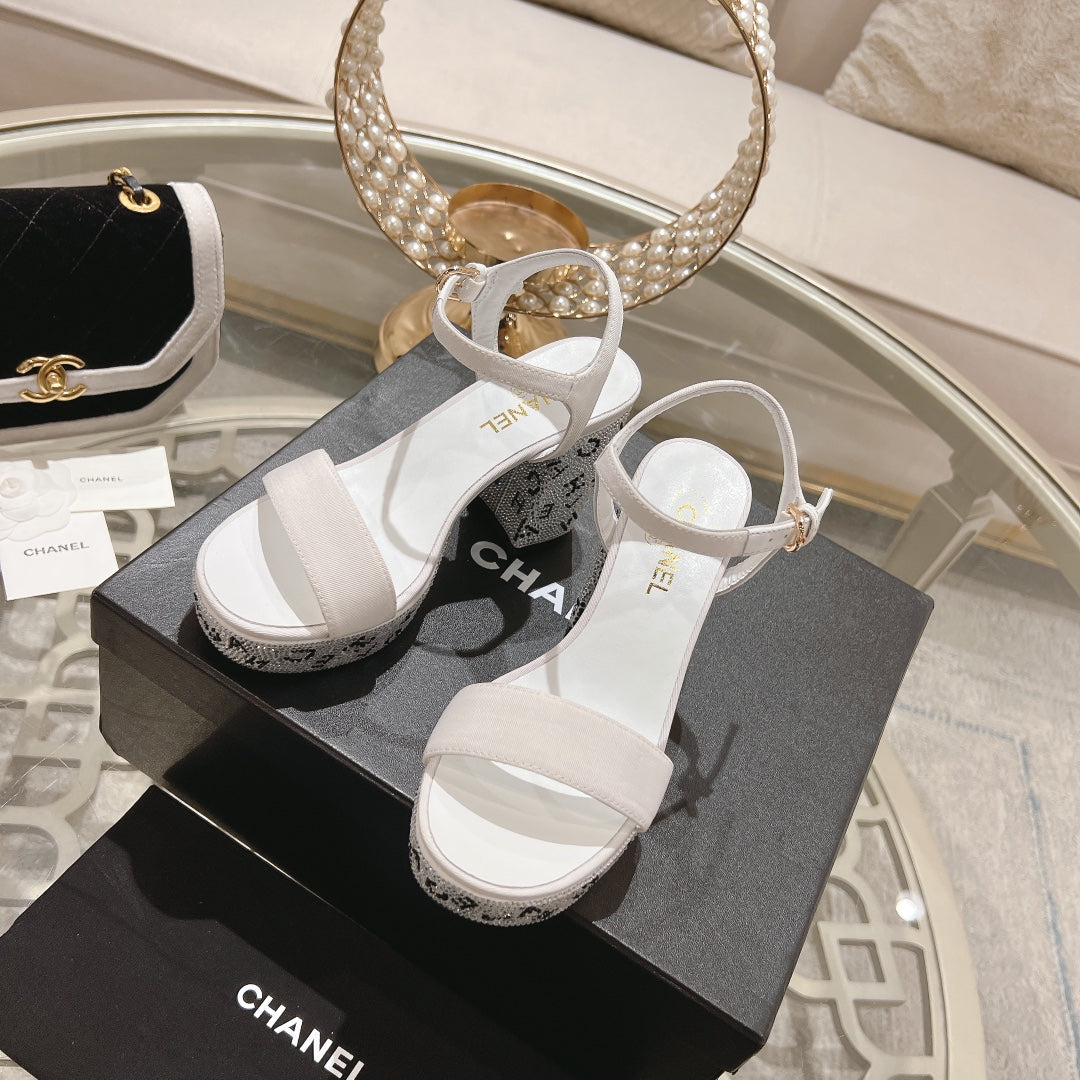 CHANEL 25C 10CM Mid Heed Sandals White Fabric 213325