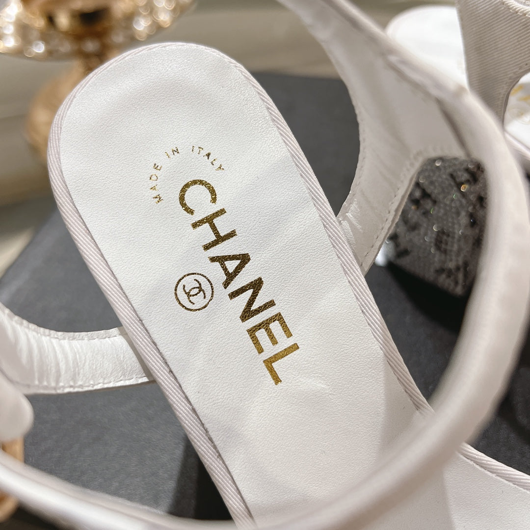 CHANEL 25C 10CM Mid Heed Sandals White Fabric 213325