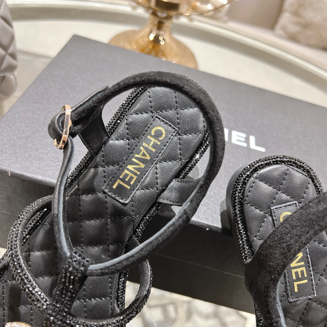 CHANEL 25C Thong Sandal Black Sheepskin 213339