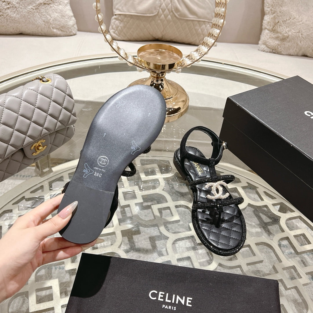 CHANEL 25C Thong Sandal Black Sheepskin 213339
