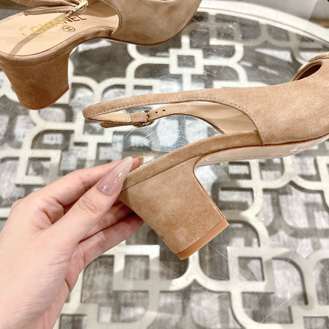 CHANEL 25C Slingback Flats Cream Suede 213334
