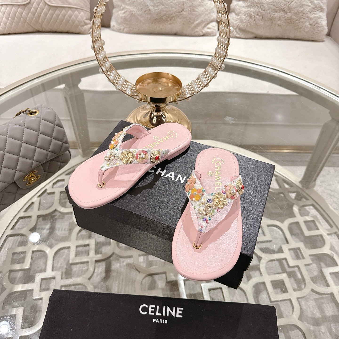 CHANEL 25 Thong Sandal Sheepskin 268971