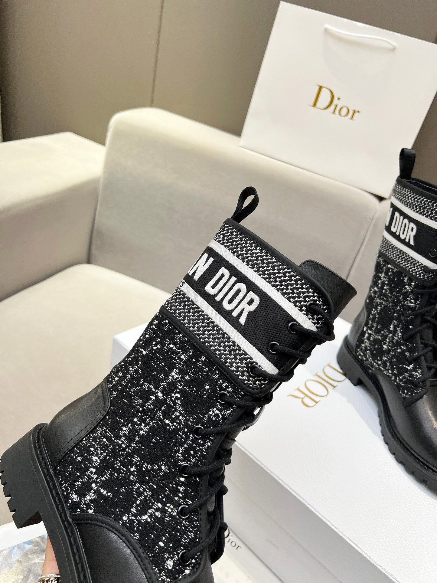 DIOR D-Major Ankle Boot In Black Mix White Tweed And Lambskin 107725