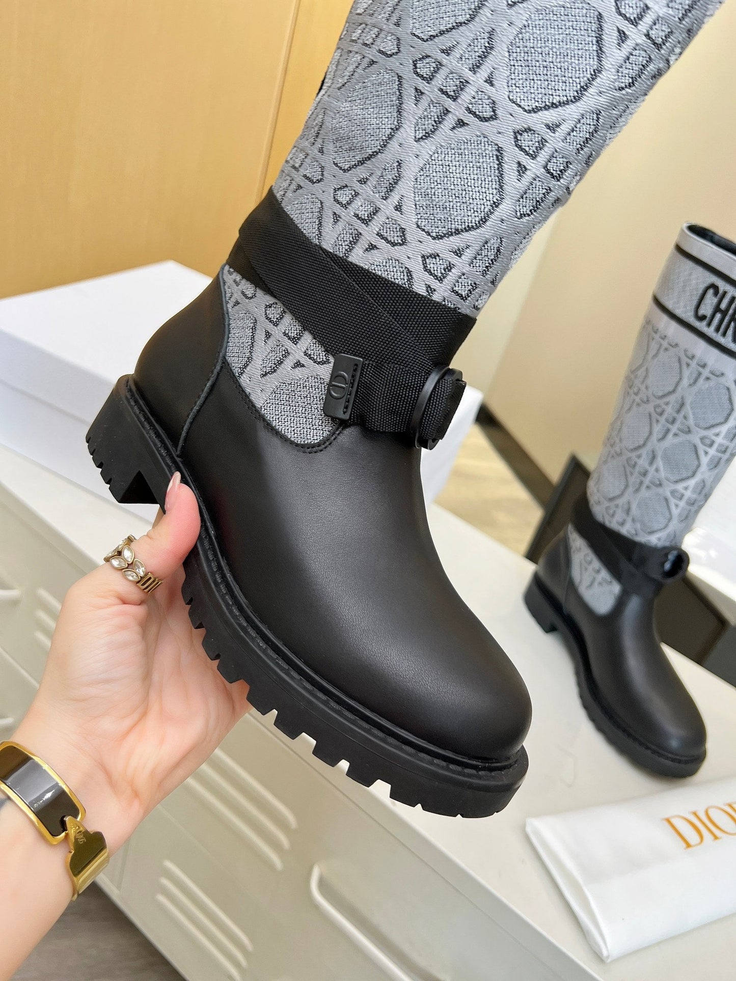 DIOR D-Major Boot In Grey Mix Black Denim Fabric And Lambskin 107717