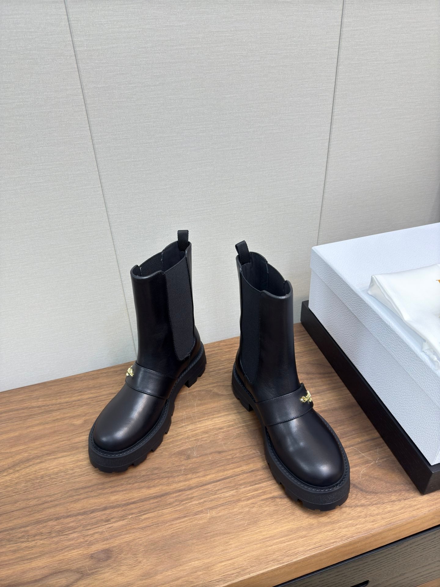 DIOR D-Quest Ankle Boot 40mm In Plain Black Calfskin 112933