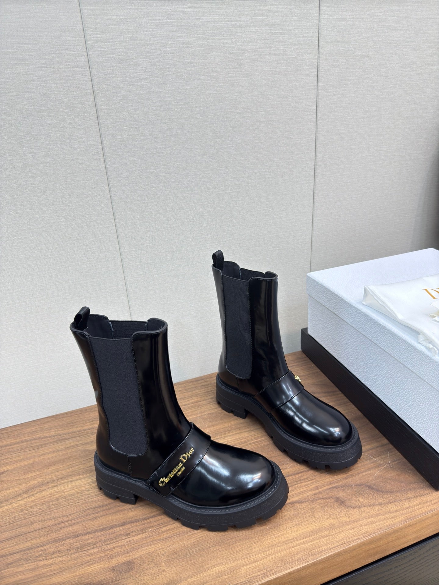 DIOR D-Quest Ankle Boot 40mm In Glossy Black Calfskin 112937