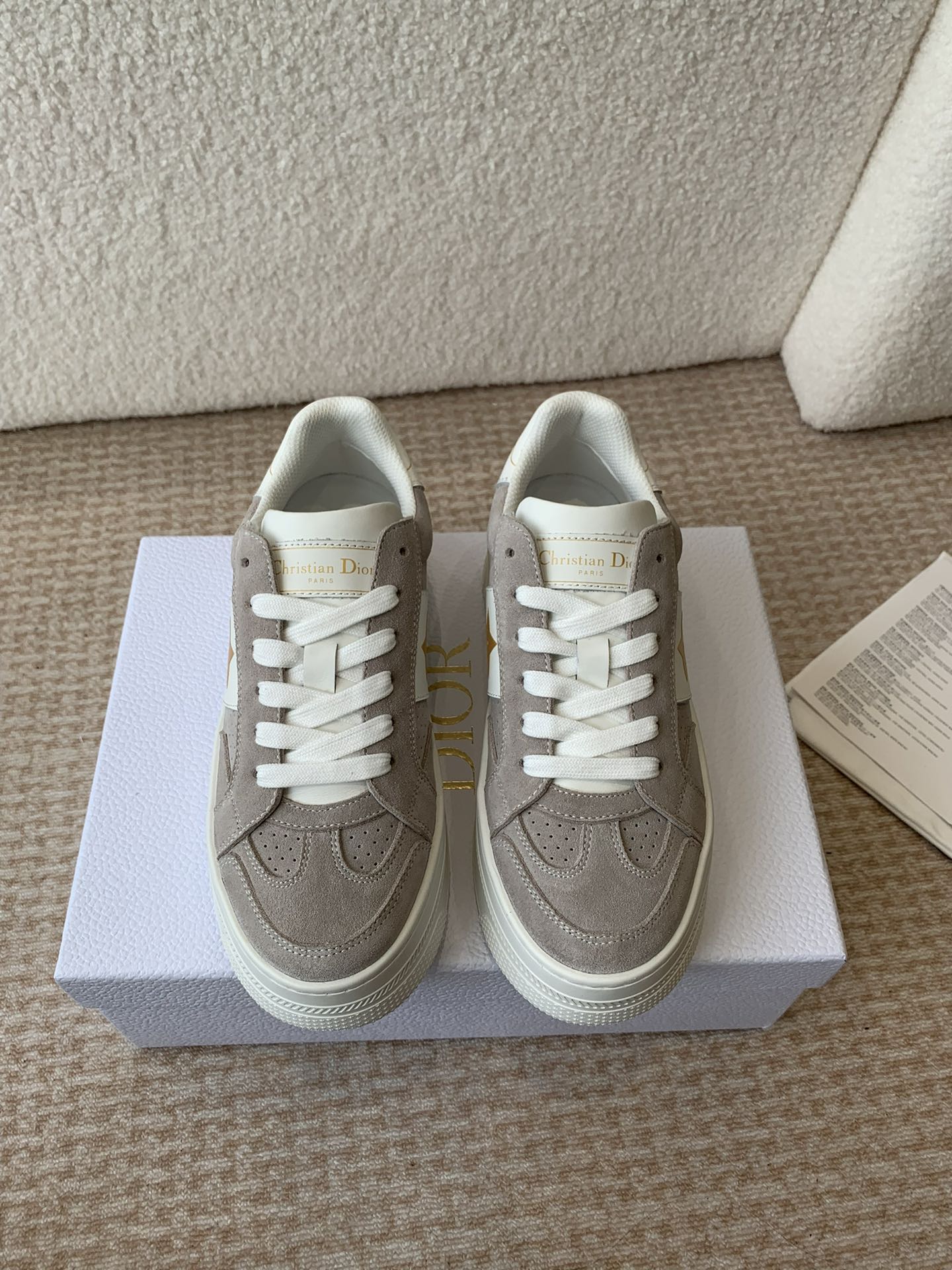 DIOR Star Platform Sneaker In Light Brown Grey Suede 998718