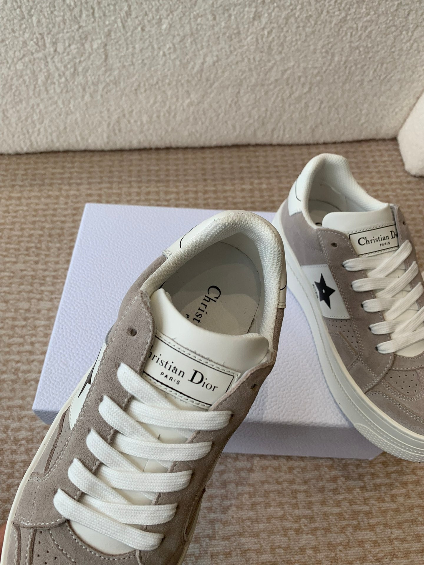 DIOR Star Platform Sneaker In Light Brown Grey Suede 998720