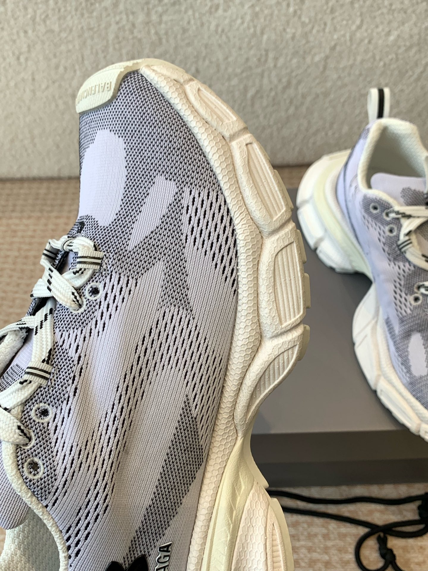 Balanciaga UNDER ARMOUR 3XL KNIT SNEAKER IN LIGHT GRAY WHITE AND BLACK POLYESTER