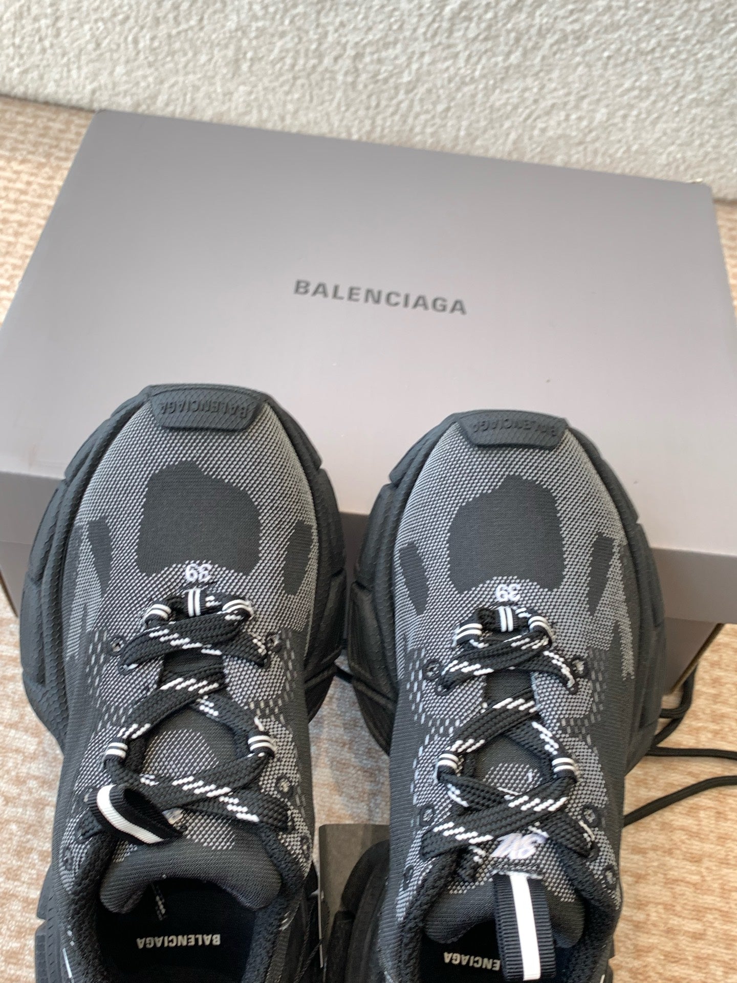 Balanciaga UNDER ARMOUR 3XL KNIT SNEAKER IN BLACK AND WHITE POLYESTER