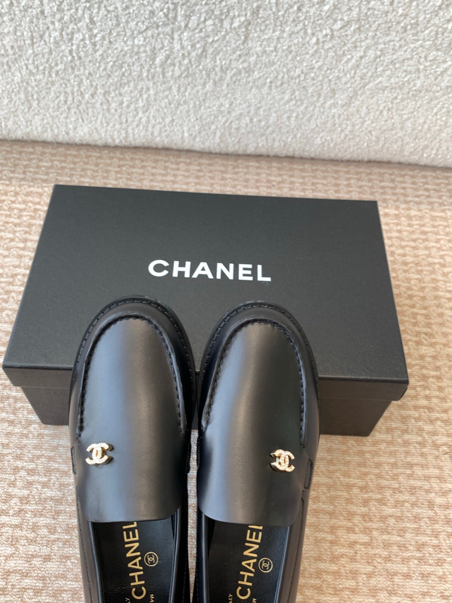 CHANEL 25S Loafer Black Calfskin