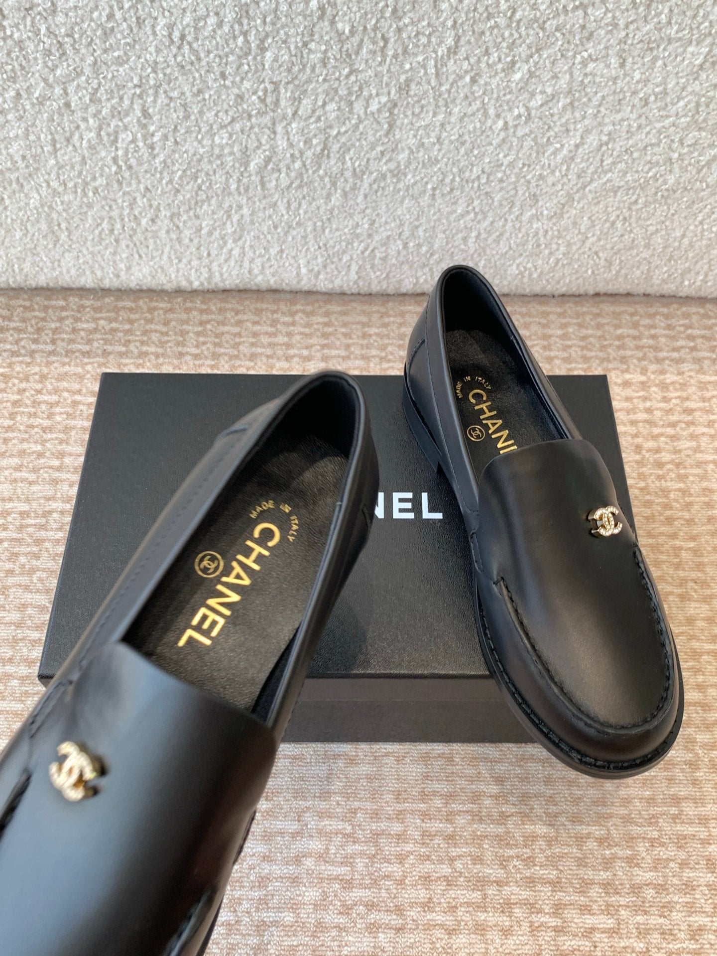 CHANEL 25S Loafer Black Calfskin