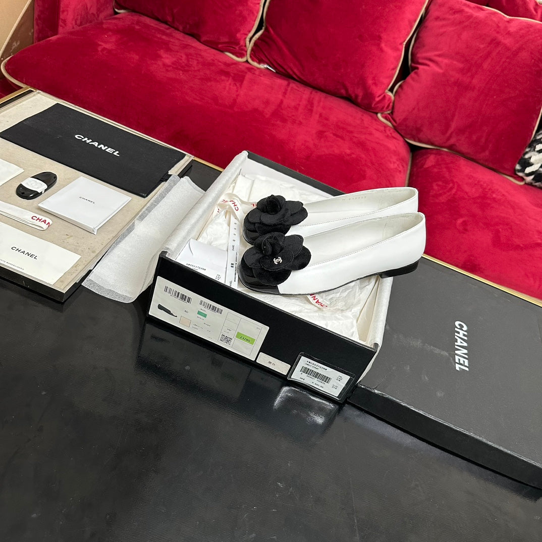 CHANEL ballet flat black flower white calfskin