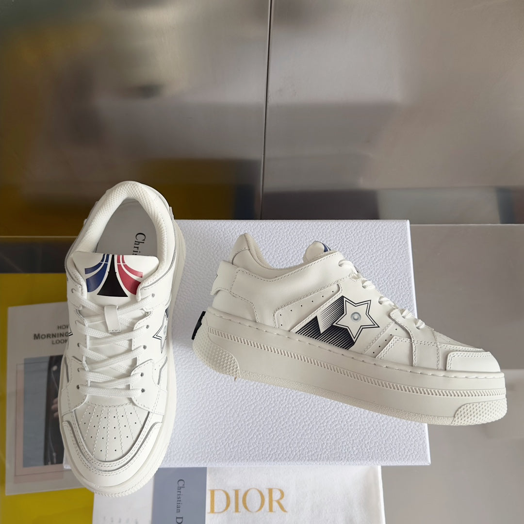 DIOR star sneaker white black calfksin